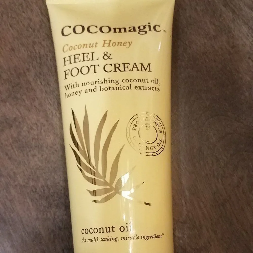 **HOST PICK**  Heel & Foot cream sealed unisex
